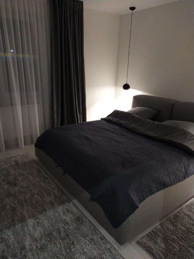 New Modern Apartment Uzhhorod Exterior foto